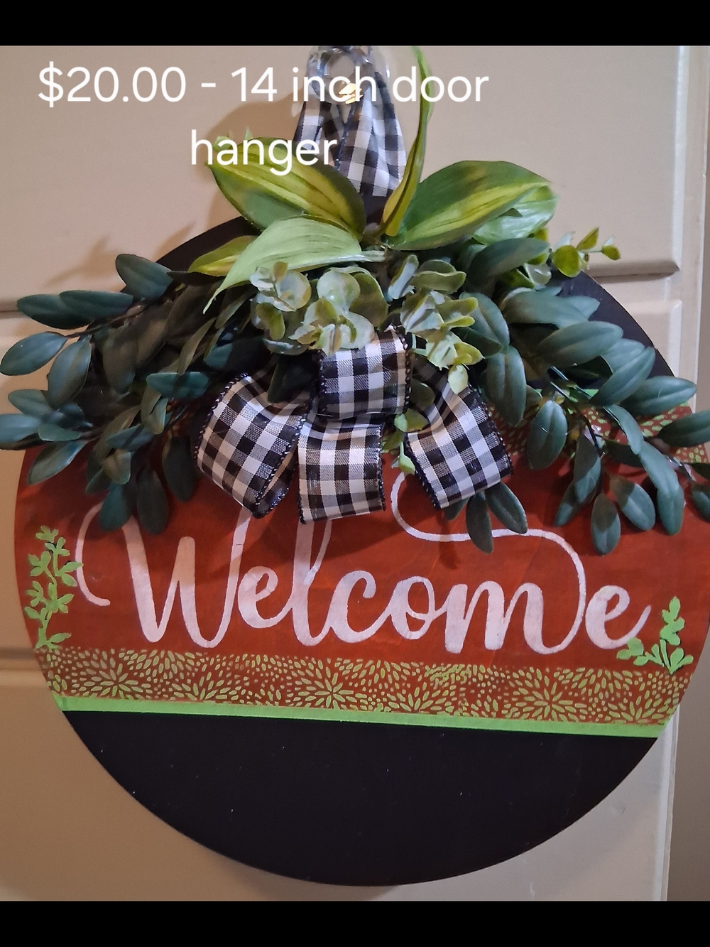 Welcome Round Door Hanger with Greenery and Black Gingham Bow